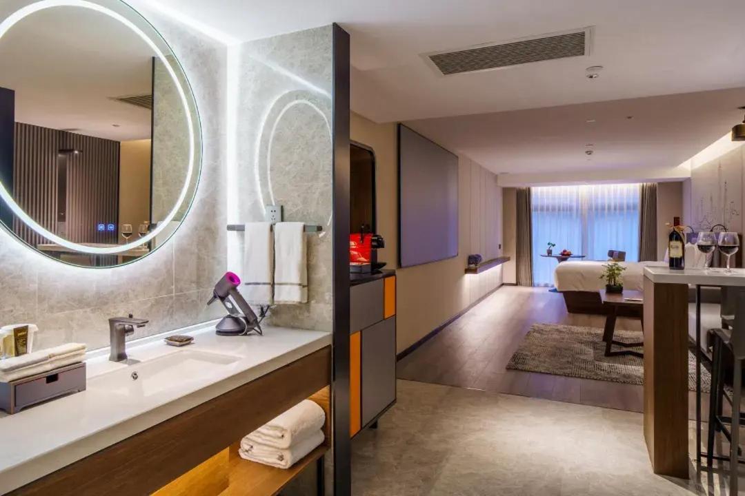 Hotel Urcove By Hyatt Futian Cbd Shenzhen Exterior foto